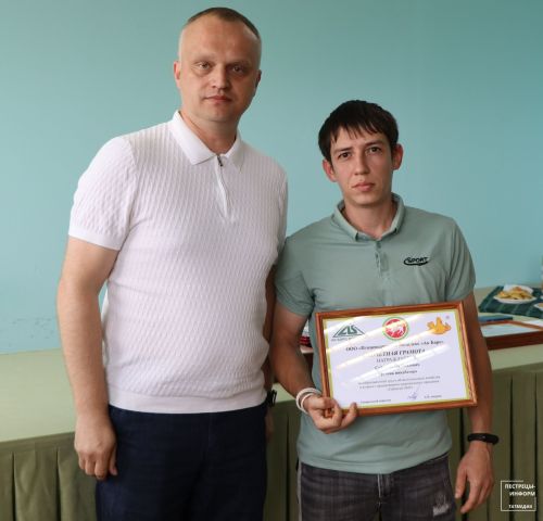 В Ленино-Кокушкино отметили передовиков Птицеводческого комплекса