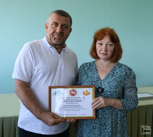 В Ленино-Кокушкино чествовали передовиков и юбиляров