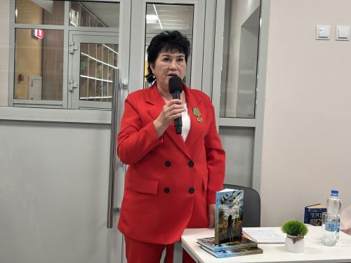 Питрәчтә Зөлфия Габдрахманова уллары истәлегенә багышланган китабын тәкъдир итте