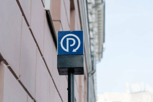 В День защитника Отечества парковки Казани станут бесплатными