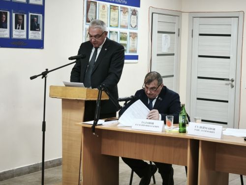 Глава Янцеварского поселения Василий Таланов отчитался о работе за год