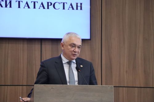 «Встречать пациентов с улыбкой»: первый посыл главы района на медсовете в Пестрецах