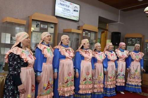 Питрәч музеенда балалар татар телендә шигырьләр сөйләделәр һәм җырлар башкардылар
