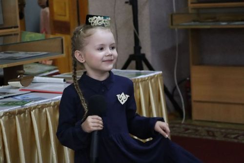 Питрәч музеенда балалар татар телендә шигырьләр сөйләделәр һәм җырлар башкардылар