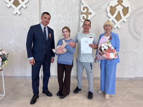 Көек авылыннан СВО ветераны Динар Нургатин күп балалы әти булды