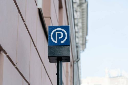 Муниципальные парковки Казани будут работать бесплатно с 9 по 11 мая