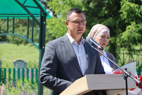 Питрәч районында СВО катнашучылары истәлегенә полк флаглары куйдылар