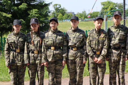 Питрәч районында СВО катнашучылары истәлегенә полк флаглары куйдылар