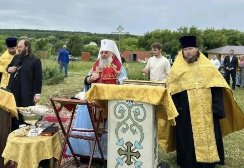 Митрополит Кирилл освятил колокола для храма XIX века в селе Люткино