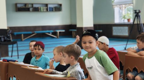 Питрәчтә 40тан артык бала җәйге рухи-әхлакый курсларга йөри