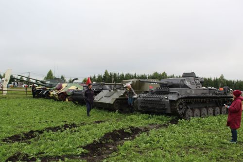 Репортаж с реконструкции «Вторжение» на фестивале «Элбэдэн»