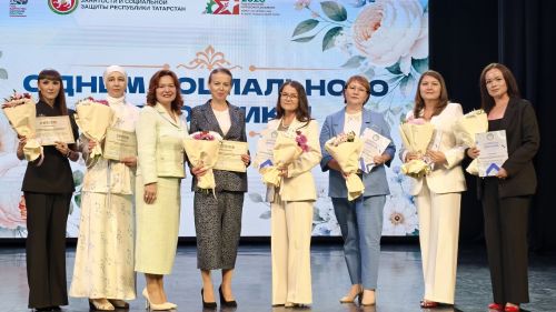 Питрәчнең «Кайгырту» үзәге директоры республика конкурсында җиңде