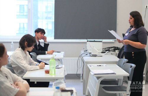 Минобрнауки РТ: школы не имеют права отказывать ученикам в приеме в десятый класс
