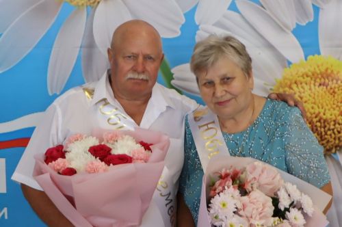 Две семьи из Пестречинского района получили медали «За любовь и верность»