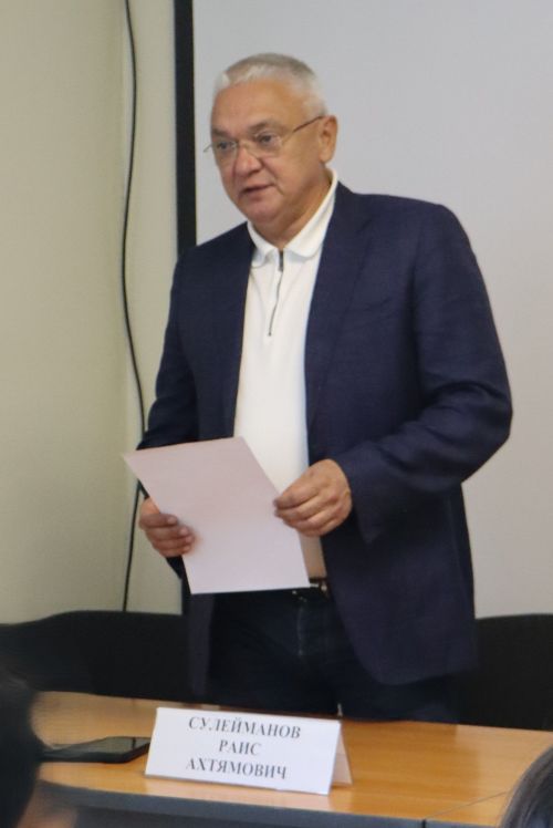 Район үзәк хастаханәсендә ТР Электрон мактау тактасы лауреатларына таныклыклар тапшырдылар