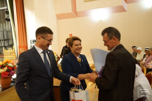 Концерт ко Дню пожилых людей