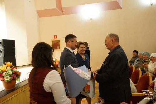 Концерт ко Дню пожилых людей