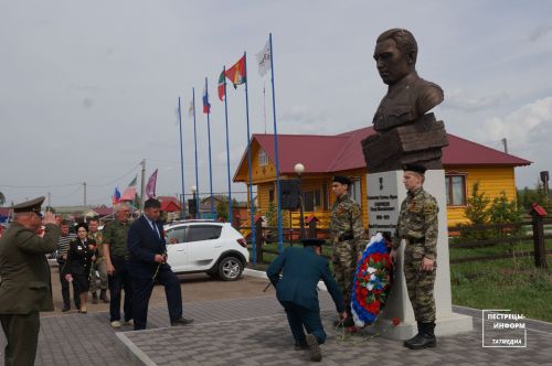 Автомотопробег "По дорогам Героев"