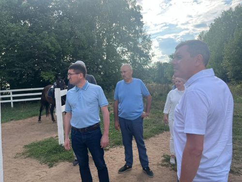 Заместитель Премьер-министра РТ - министр сельского хозяйства и продовольствия РТ Марат Зяббаров прибыл с рабочей поездкой в Пестречинский муниципальный район