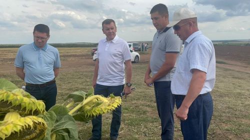 Заместитель Премьер-министра РТ - министр сельского хозяйства и продовольствия РТ Марат Зяббаров прибыл с рабочей поездкой в Пестречинский муниципальный район