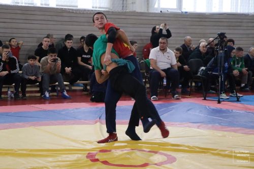 Турнир по национальной борьбе памяти Файзрахмана Сафина