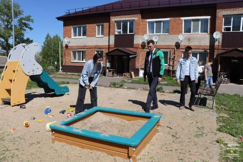 «Безнең ишегалды» республика программасы