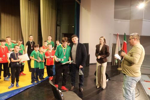 Ленино-Кокушкинода милли көрәш буенча турнир
