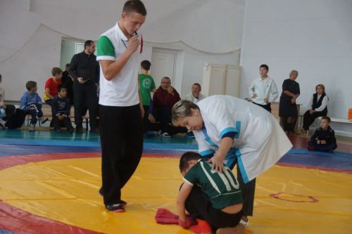 Турнир по национальной борьбе