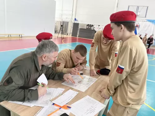 Военно-патриотический слёт юнармейцев