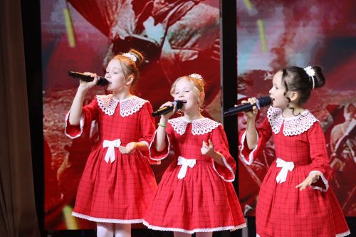 Концерт вокалисток «Весёлые нотки»
