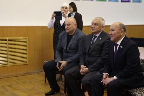 Марат Әхмәтов визиты