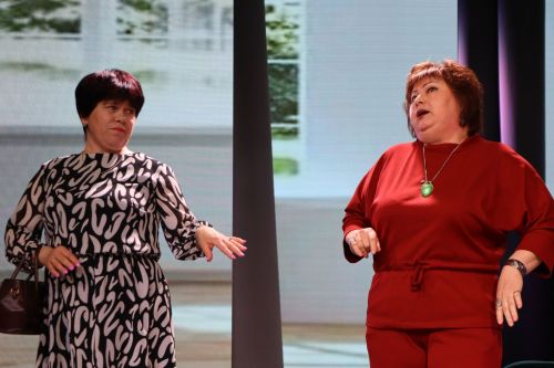 «Күрәзәче Зөлфирә» һәм «Кайнана» комедияләре