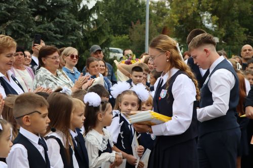 Иске Шигали мәктәбендә Белем көне