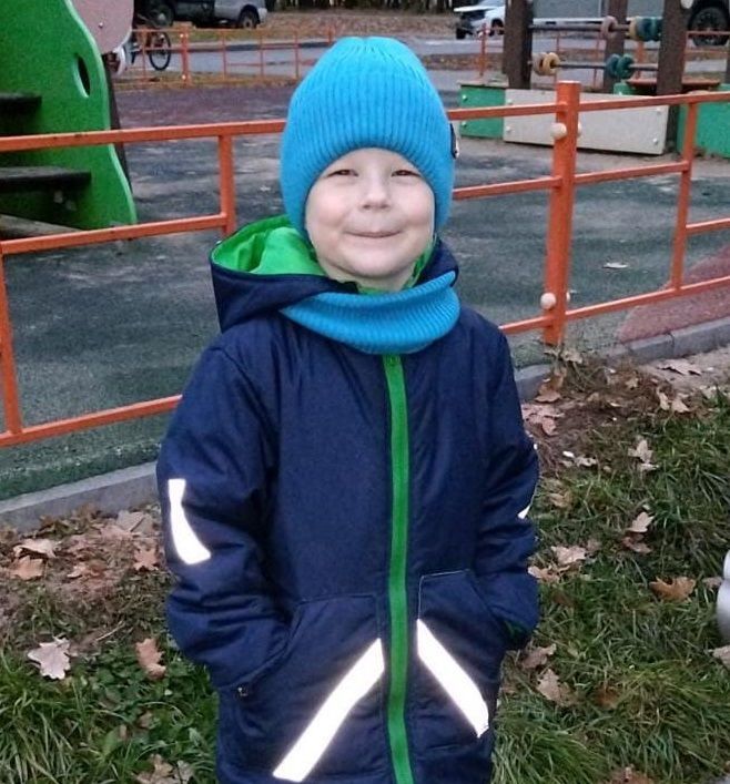 №5 Лева Сангинов