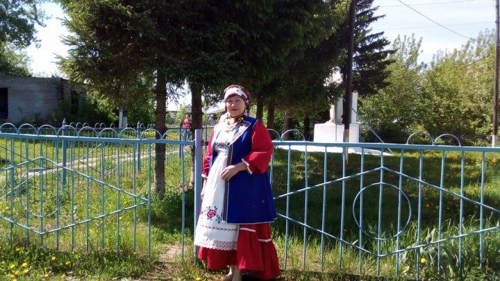 Керәшен Сәрдәсе мәктәбе укытучысы Халыкара этник фестивальдә катнашты