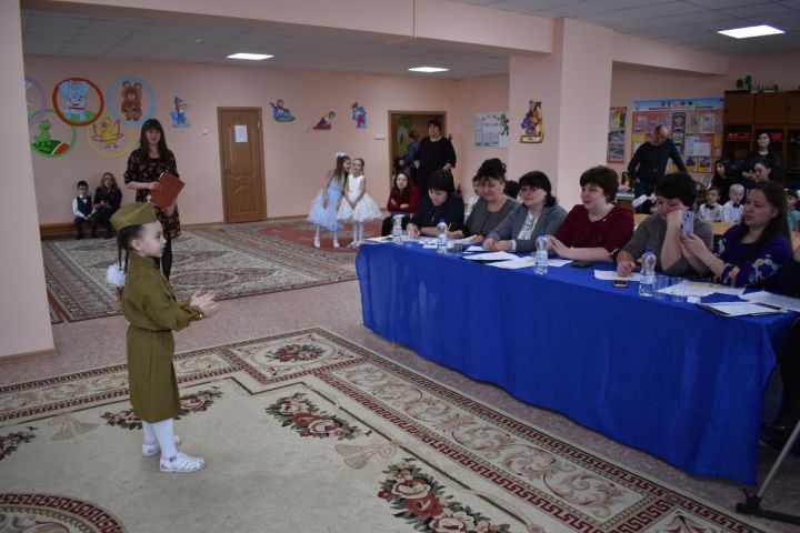 Названы лучшие маленькие чтецы татарской классики в Пестречинском районе