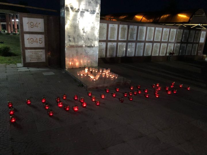 В Пестрецах зажгли свечи в память о героях войны