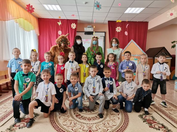 Питрәч районы балалар бакчаларына Нәүрүз килде