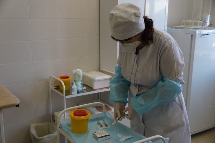 Питрәч районы хастаханәсе ковид-19га вакцинация ясарга чакыра