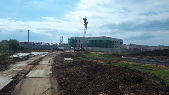 Питрәч районындагы ике балалар бакчасы төзелеше барышы белән таныштырабыз