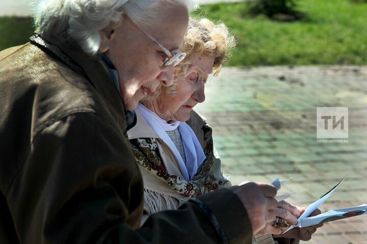 Рассказываем, когда пенсионеры получат единовременные выплаты в 10 тыс. рублей