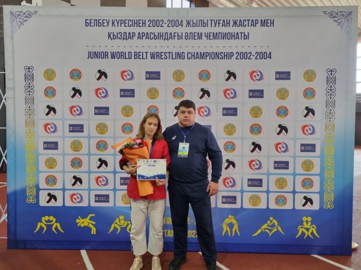 Жительница села Кощаково заняла второе место в первенстве мира по борьбе на поясах