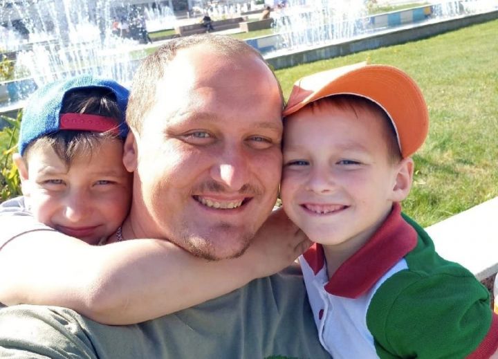 Кощаковец Олег Попков все свободное время проводит со своими сыновьями