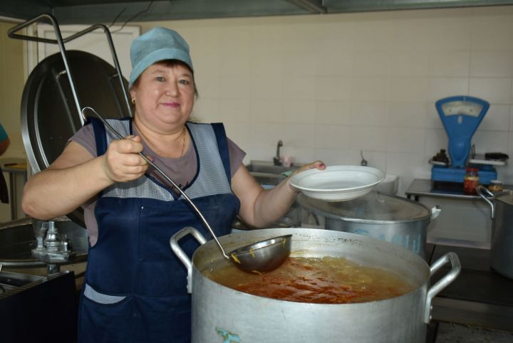 Галина Макарова: «Кормим своих пациентов вкусной и полезной едой»
