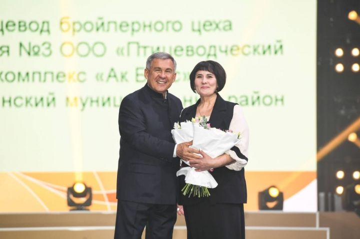 Президент РТ лично похвалил пестречинского птицевода за хорошую работу