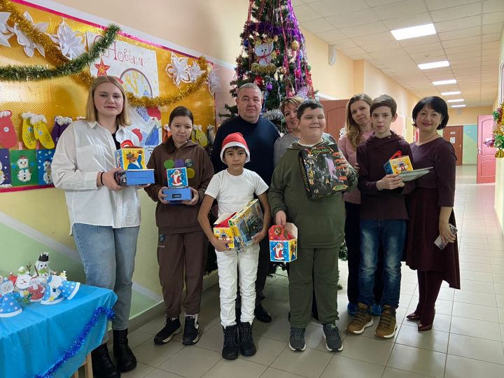 В селе Богородское поздравили с Новым годом детей инвалидов