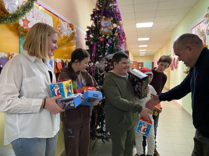 В селе Богородское поздравили с Новым годом детей инвалидов