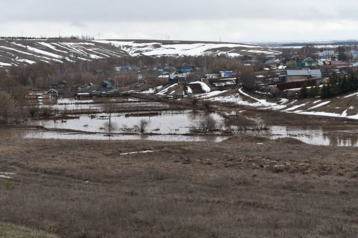 В Кибячах затопило 9 домов: вода к вечеру уменьшилась