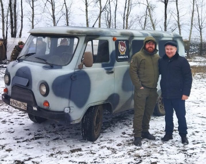 Керәшен Сәрдәсе авыл җирлеге башлыгы хәрби хезмәткәрләргә гуманитар ярдәмне шәхсән үзе илтте