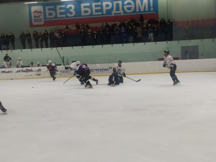 Команда «Пестрецы» провела очередной матч в рамках чемпионата ПЛХЛ